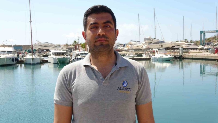 Ambulans Kapatılan Yol Sebebiyle Olay Yerine Ulaşamadı, Kalp Krizi Geçiren Vatandaş Botla Kurtarıldı