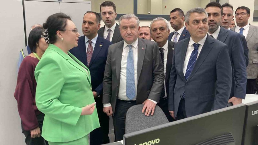 Bakan Bak Akkuyu Ngs’de Konuştu: "büyüyen, Gelişen, Güçlü Bir Türkiye Var"