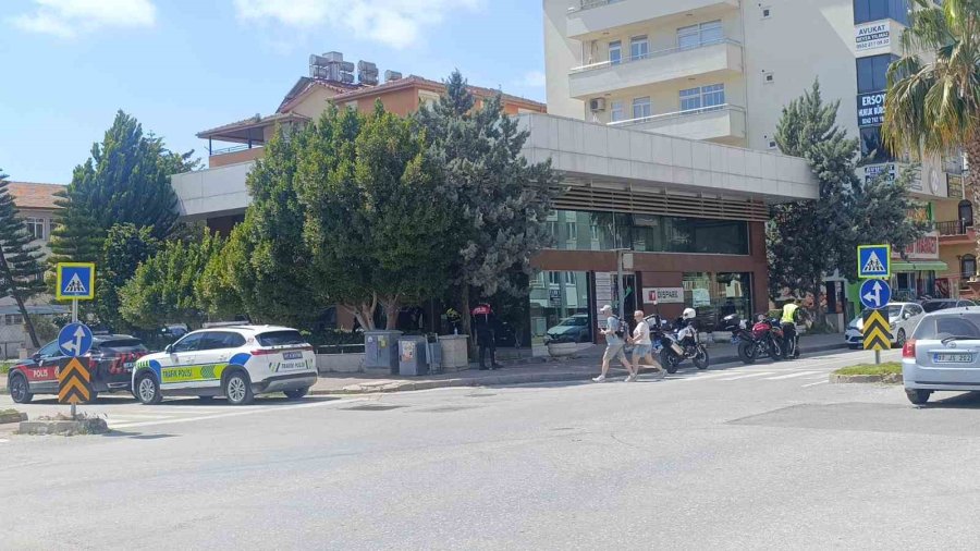 Manavgat’ta ’dur’ İhtarına Uymayan Motosikletliye 265 Bin Ceza