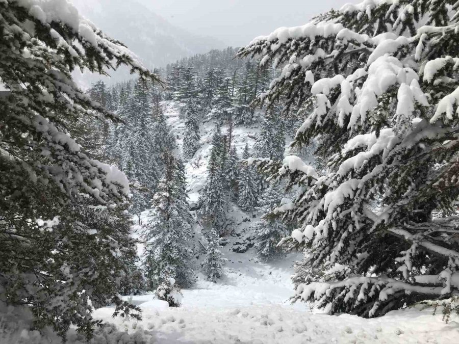 Antalya’nın Zirvelerinde Nisan Ayında Kar Sürprizi