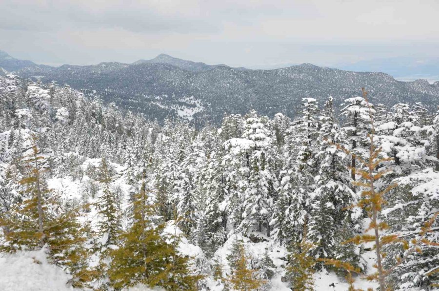 Antalya’nın Zirvelerinde Nisan Ayında Kar Sürprizi