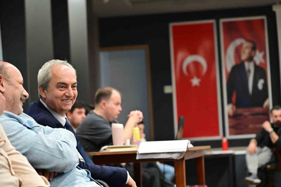 Kepez Kent Tiyatrosu Ekibinden 19 Mayıs’a Özel Gösterim