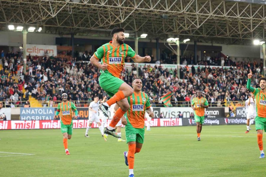 Trendyol Süper Lig: Corendon Alanyaspor: 1 - Trabzonspor: 1 (maç Sonucu)