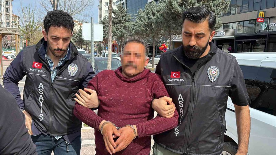 Eski Kayınpederi Olan Öz Amcasının Evine Kurşun Yağdırdı: 1 Ölü