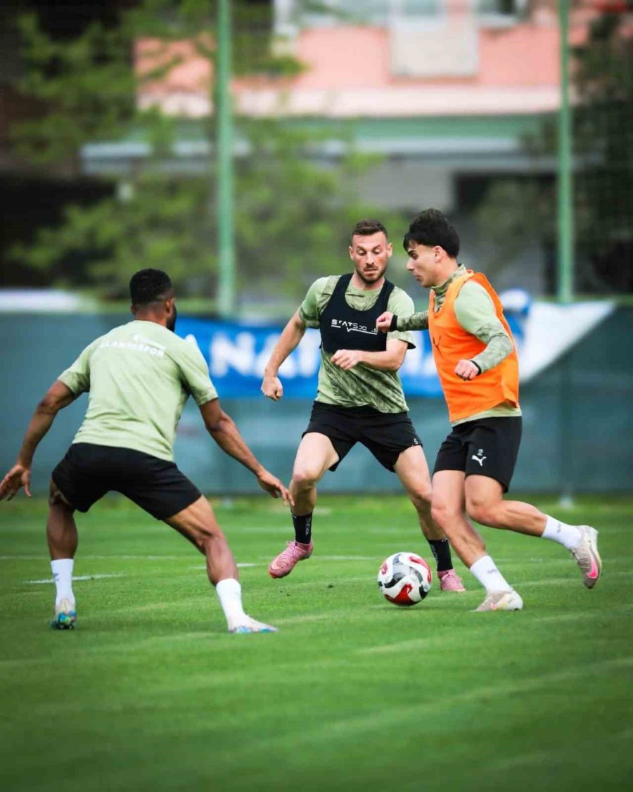 Alanyaspor, Kasımpaşa Maçı Hazırlıklarına Başladı