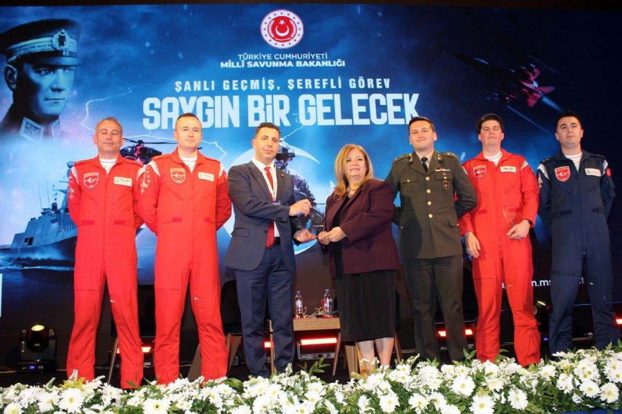 Türk Yıldızları, Bakif26’da Öğrencilerle Buluştu