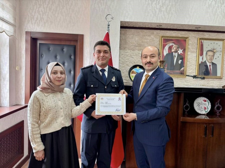 Güzelyurt’ta Özverili Kamu Çalışanlarına Başarı Belgesi