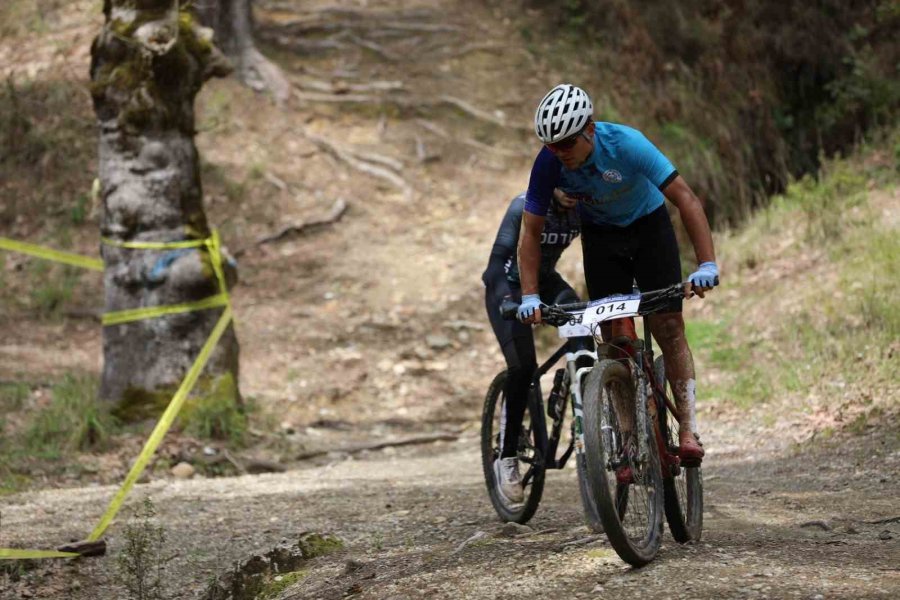 Alanya’da Ünilig Bisiklet Şampiyonası Sona Erdi