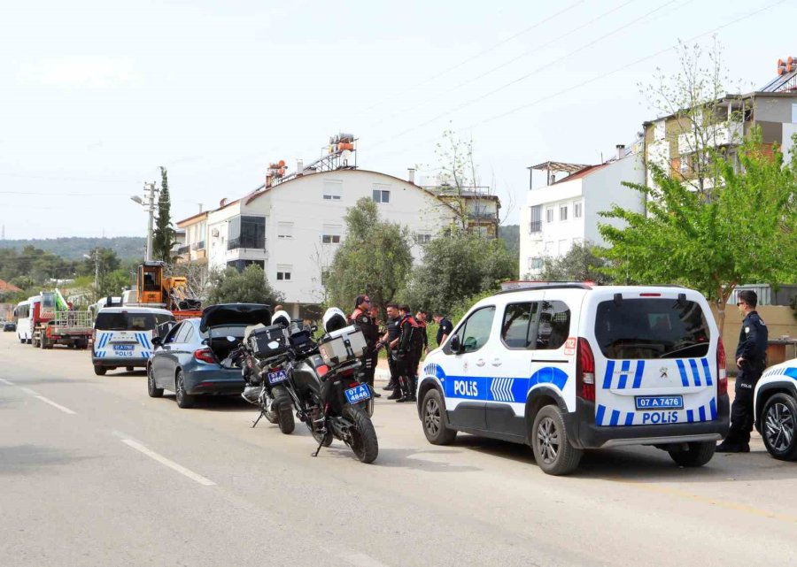 Polisin ’dur’ İhtarına Uymadı, 15 Kilometrelik Kovalamaca Sonucu Yakalandı