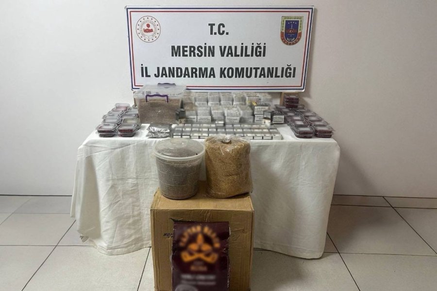 Mersin’de 2 Şüpheli Binlerce Kaçak Makaronla Yakalandı