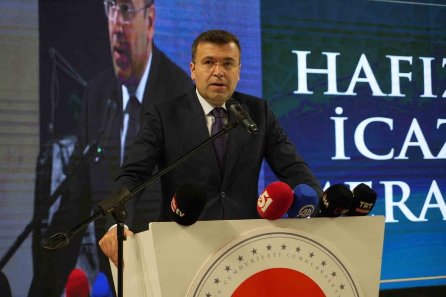 Niğde’de 111 Hafız İçin İcazet Töreni