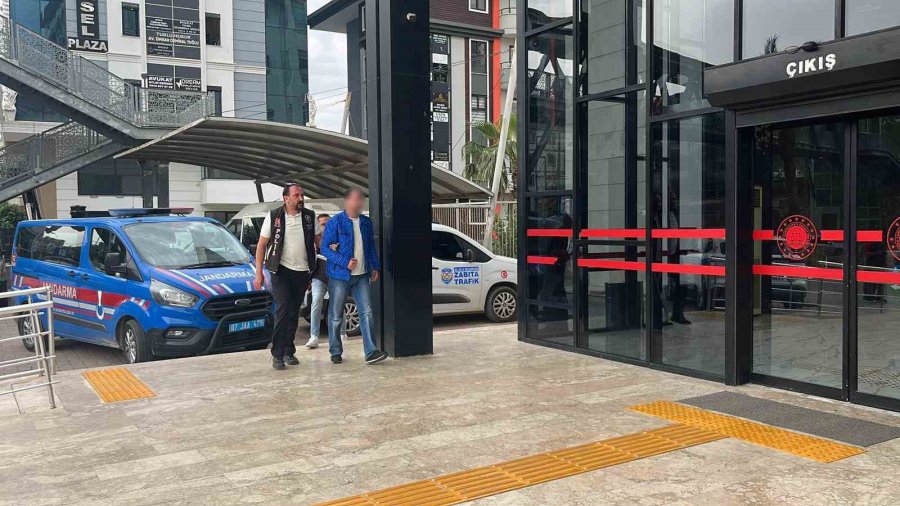 Alanya’da Sosyal Medyadan Cumhurbaşkanına Hakaret Eden Şahıs Tutuklandı