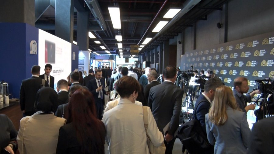 Abd’nin Türkiye Cumhuriyeti Büyükelçisi Ve Suriye Özel Temsilcisi Barrack: "suriye, Yeni Diplomasinin, Olay Odaklı Diplomasinin En Büyük Örneklerinden Biri Oldu"