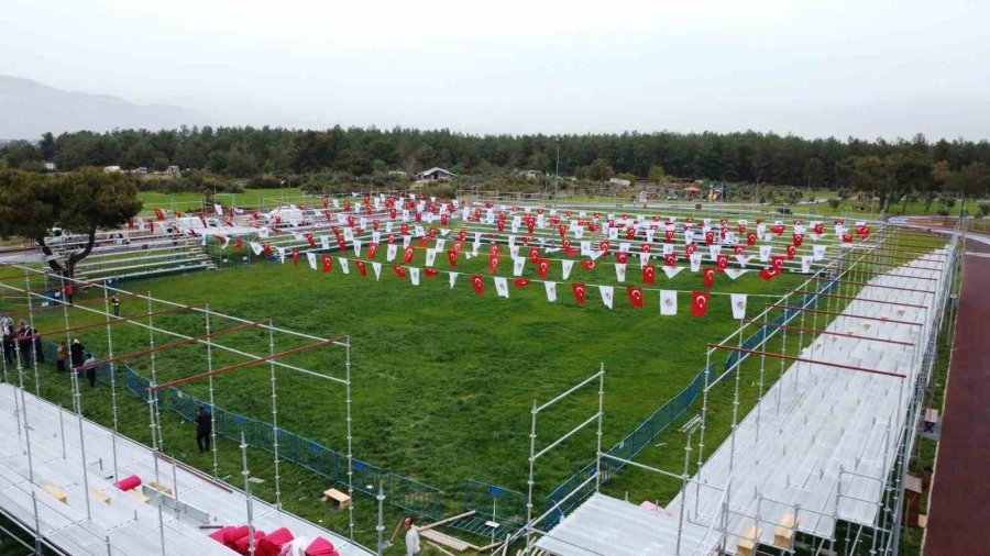 Kepez’de 12 Yıl Aradan Sonra Er Meydanı Kuruluyor: Kırkpınar’ın Başpehlivanları Dualı Çayırda Buluşuyor