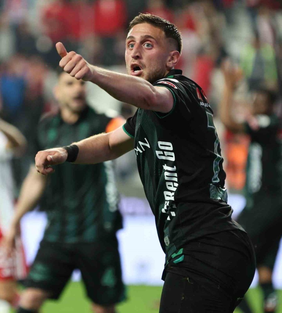 Trendyol Süper Lig: Antalyaspor: 0 - Konyaspor: 0 (ilk Yarı)