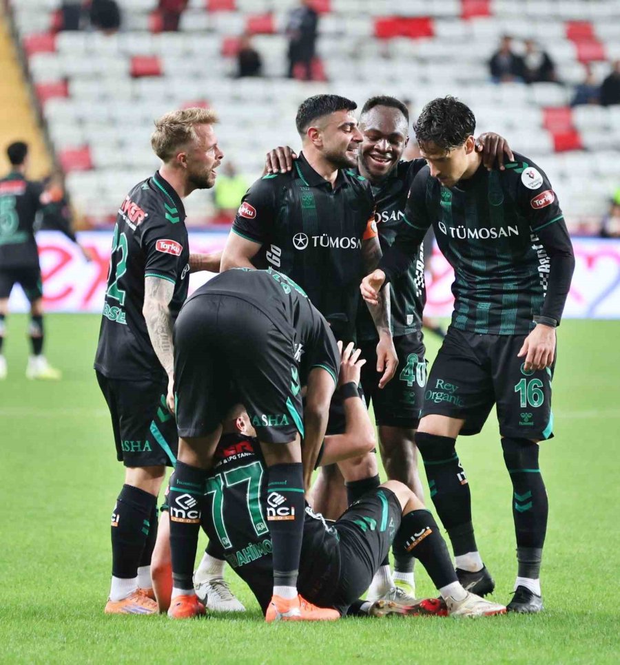 Trendyol Süper Lig: Antalyaspor: 0 - Konyaspor: 2 (maç Sonucu)