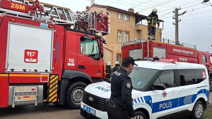 Müstakil Evde Baca Yangını Paniğe Neden Oldu