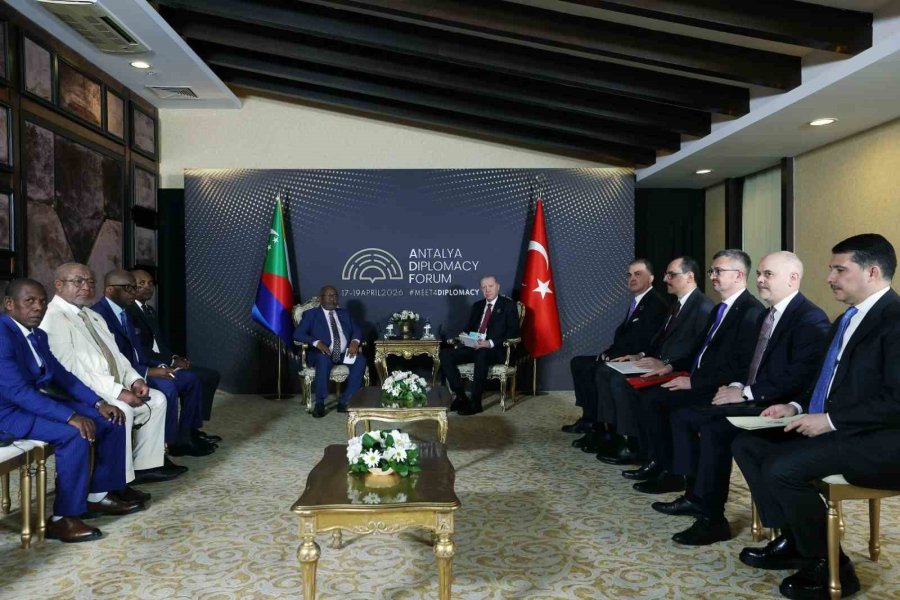 Cumhurbaşkanı Erdoğan Komorlar Birliği Cumhurbaşkanı Assoumani Azali İle Görüştü