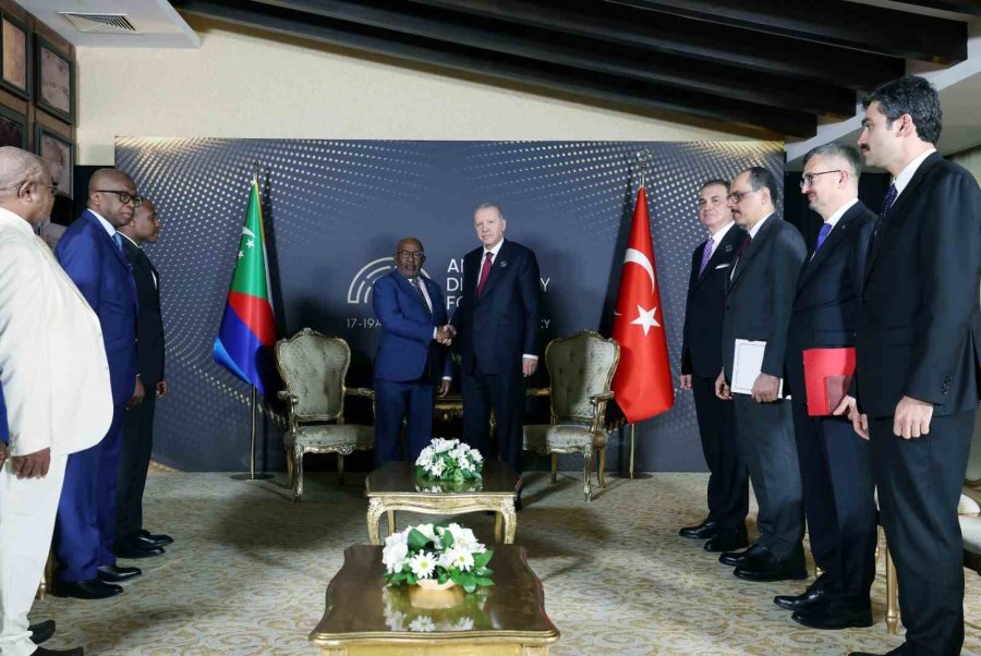 Cumhurbaşkanı Erdoğan Komorlar Birliği Cumhurbaşkanı Assoumani Azali İle Görüştü