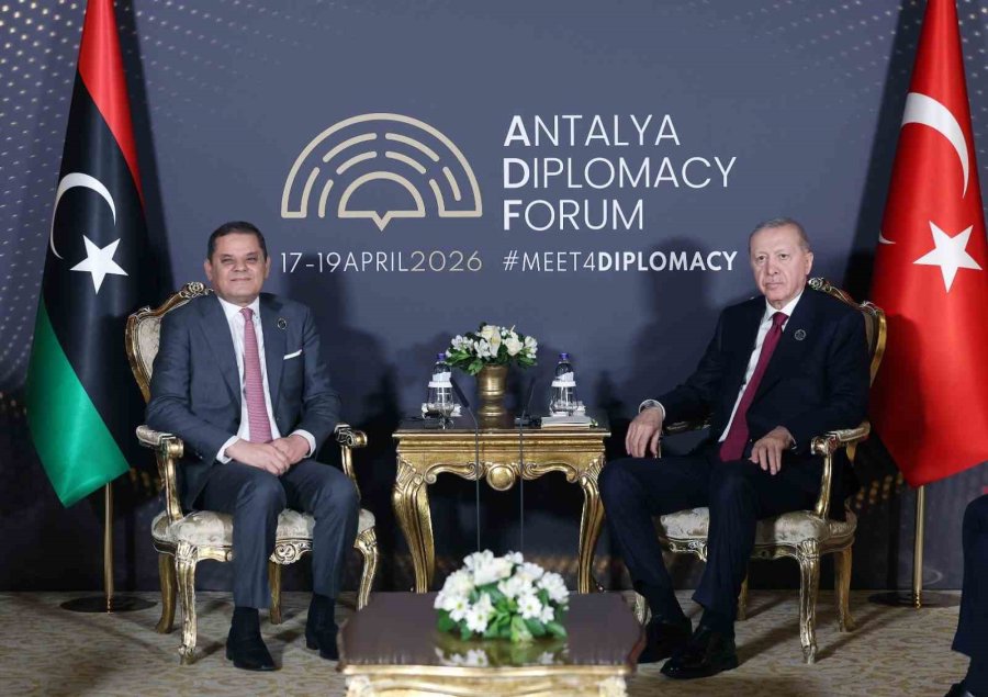 Cumhurbaşkanı Erdoğan, Libya Milli Birlik Hükümeti Başbakanı Abdülhamid Dibeybe İle Bir Araya Geldi