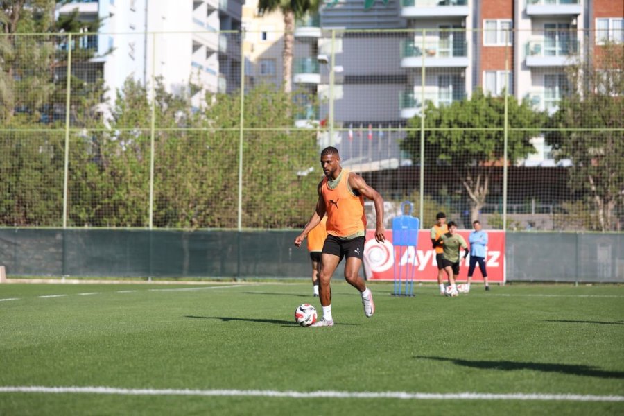 Alanyaspor, Beşiktaş Maçı Hazırlıklarına Başladı