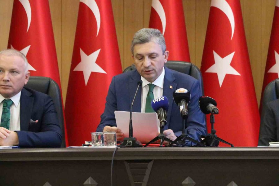 Antalya’da 192 Milyar Tl’lik 458 Proje Yürütülüyor