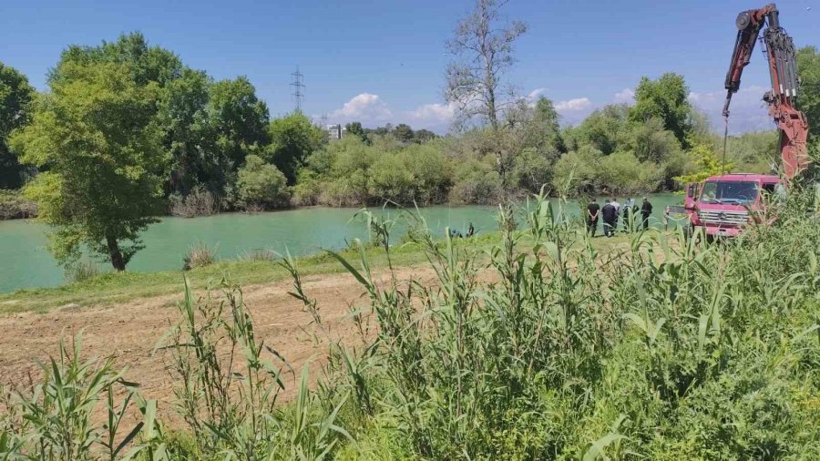 Antalya’da Kayıp Zabıtanın Arandığı Irmaktan İkinci Günde De Sonuç Alınamadı