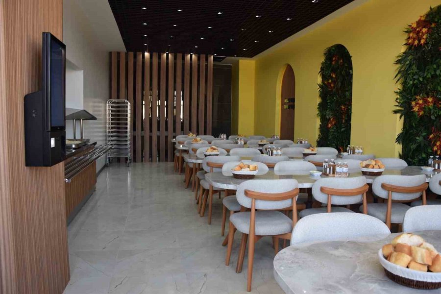 Karapınar’da "gönül Sofrası" Kapılarını Açtı