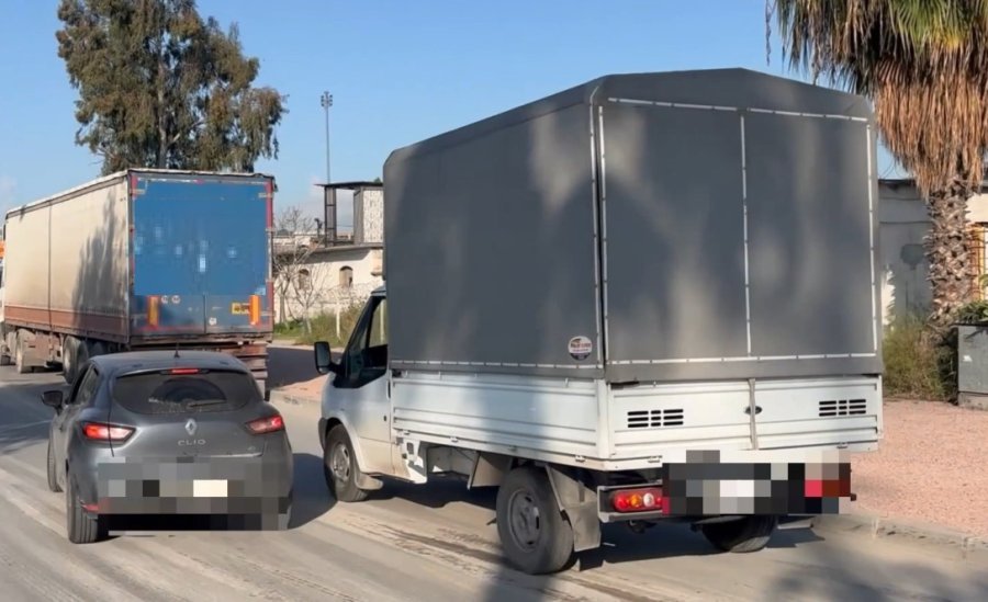 Operasyon Anı Kamerada: Mersin’de 184 Kilo 900 Gram Uyuşturucu Ele Geçirildi