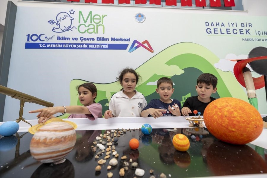 Mersin’de 23 Nisan Coşkusu Bilimden Doğaya Taştı