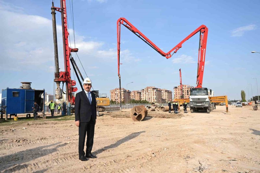 Başkan Altay: "otogar Kavşağında Kara Yolunu Ve Raylı Sistemi Üste Alacak Bir Köprülü Kavşak Çalışması Yürütüyoruz"