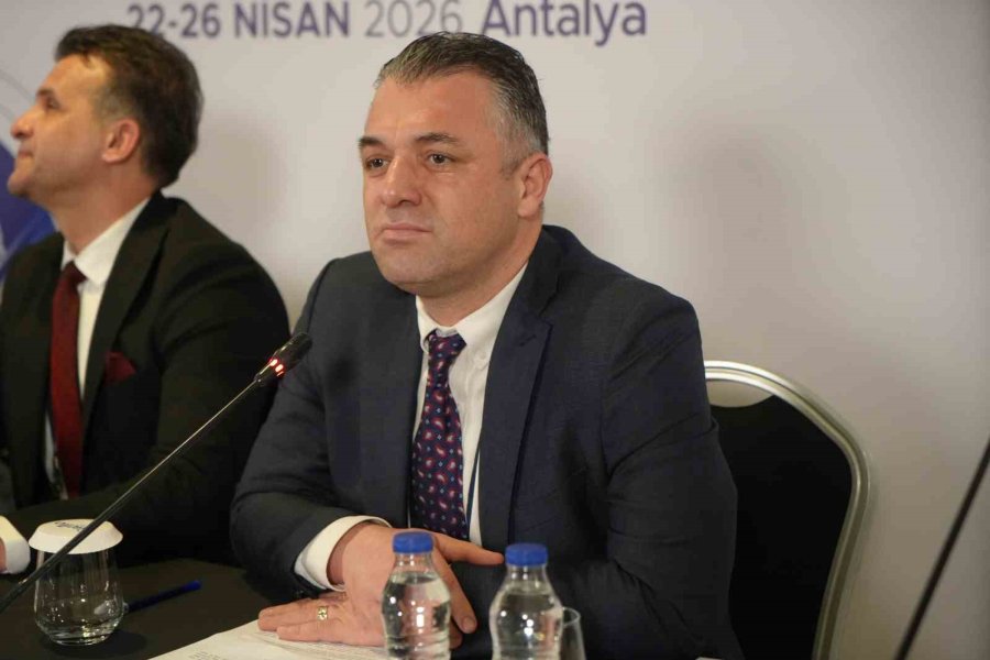 Türk Tıbbi Onkoloji Kongresi Antalya’da Düzenlendi: Onkologlardan Kemoterapi Mesajı