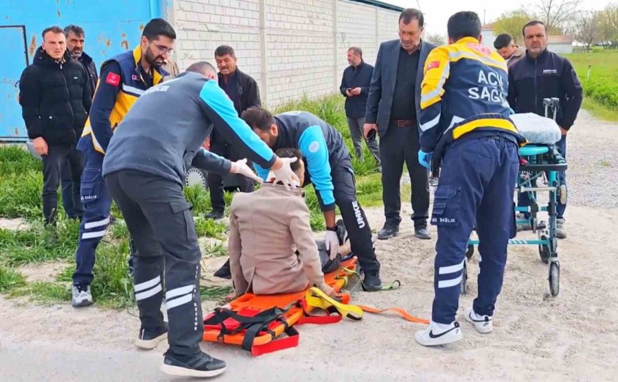 Aksaray’da 2 Otomobil Çarpıştı: 4 Yaralı