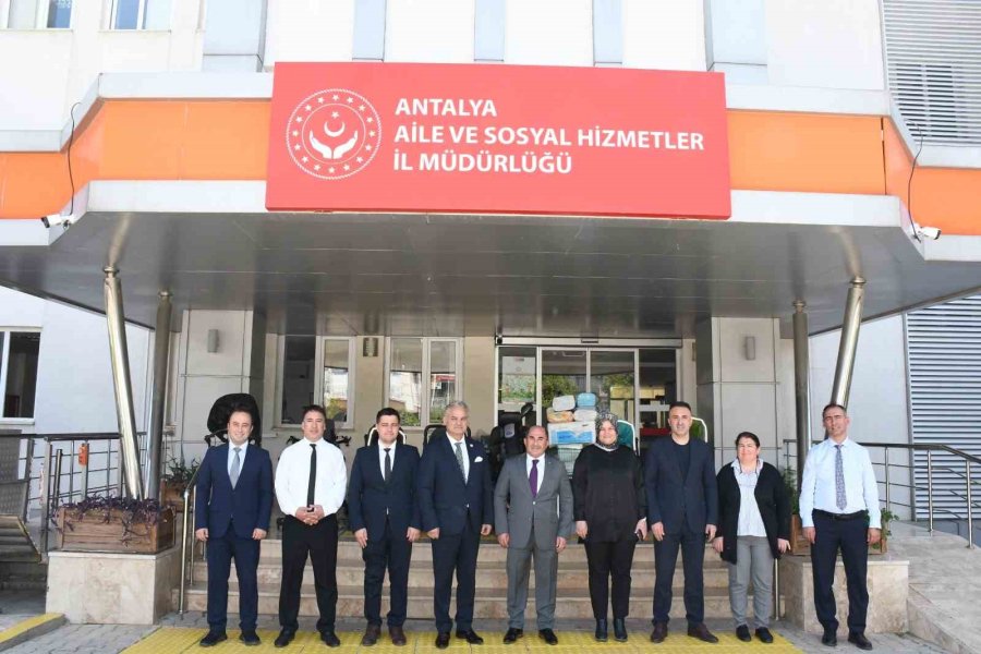 Antalya Aile Ve Sosyal Hizmetler İl Müdürlüğüne Anlamlı Bağış