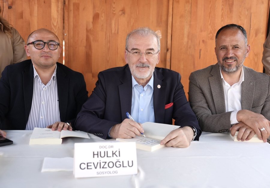 Erdemli’de 4. Kitap Ve Edebiyat Günleri Yoğun İlgiyle Tamamlandı