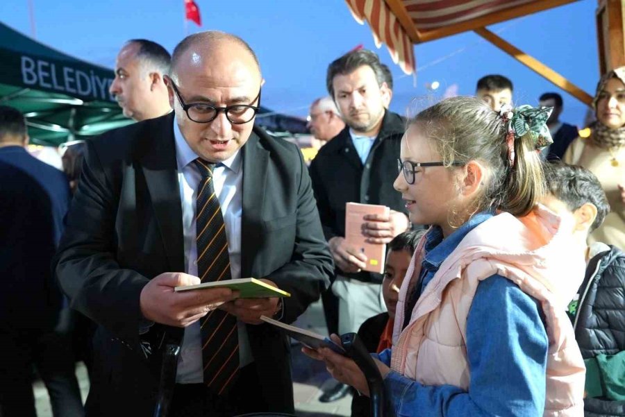 Erdemli’de 4. Kitap Ve Edebiyat Günleri Yoğun İlgiyle Tamamlandı