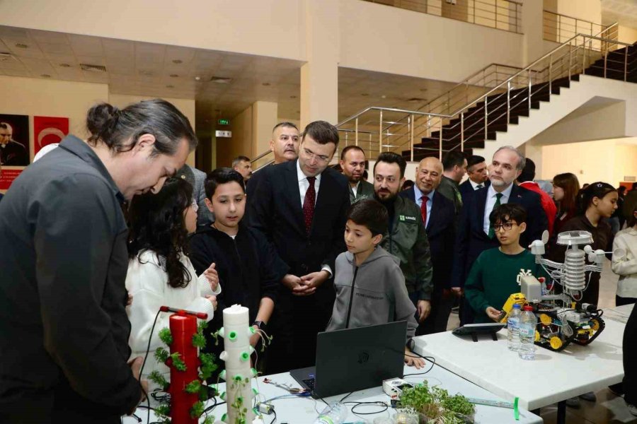 Nöhü’de Yapay Zeka Ve Otonom Sistemlerle Tarımsal Dönüşüm Konuşuldu