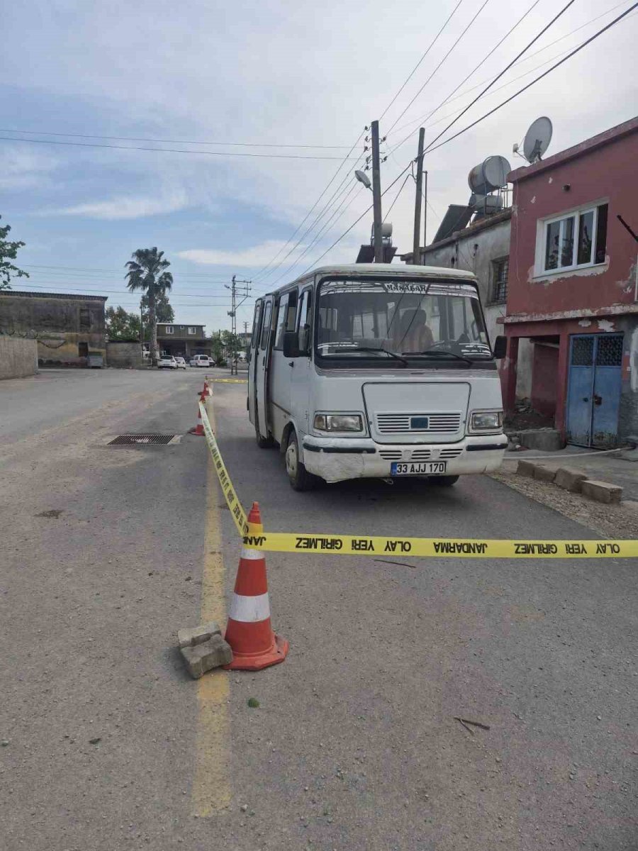 2 Yaşındaki Çocuk Babasının Kullandığı Aracın Altında Kaldı