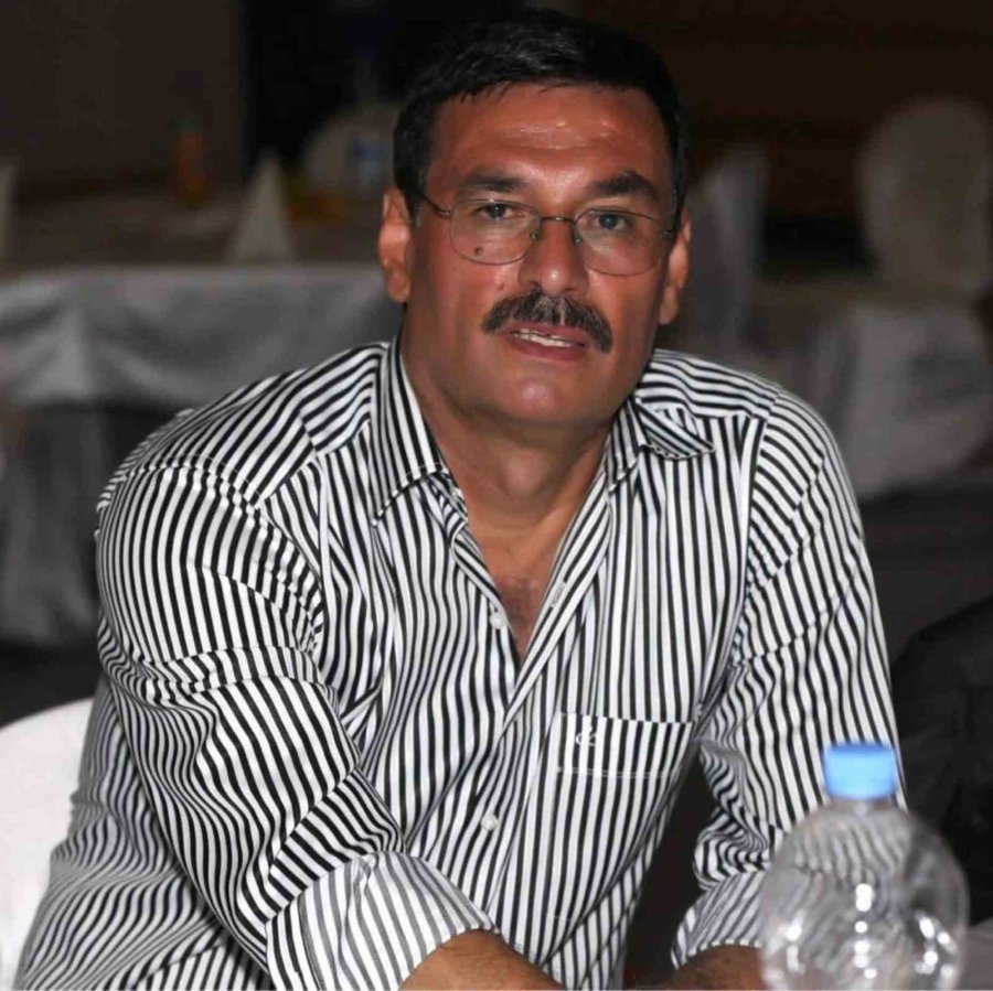 Denizde Cansız Bedenleri Bulunmuştu: İki Arkadaştan Birinin Cenazesi Defnedildi