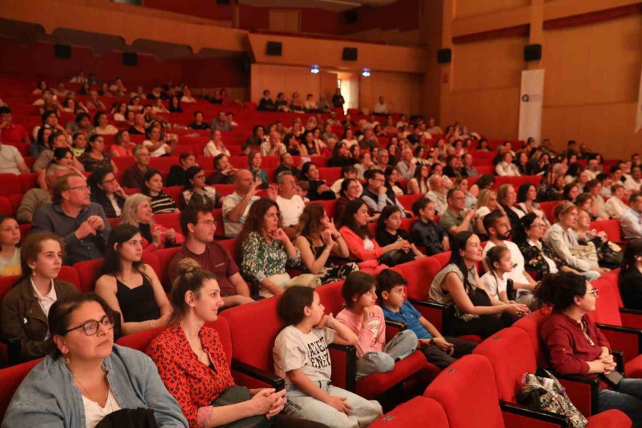 Türk Devletleri Piyanistleri Konseri’nde Piyano Resitali