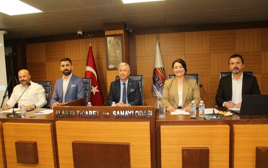 Başkan Erdem: "alanya’nın Tarımsal Potansiyelini Daha İleriye Taşımak İçin Çalışıyoruz"