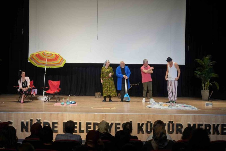 Niğde 3. Tiyatro Festivali Sona Erdi