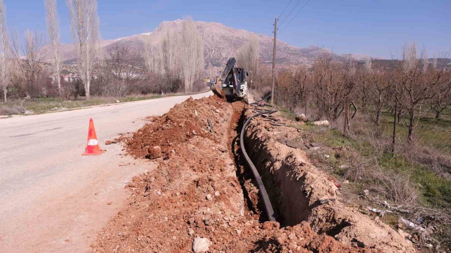 Asat’tan Elmalı’da Asfalt Öncesi Altyapı Yatırımı