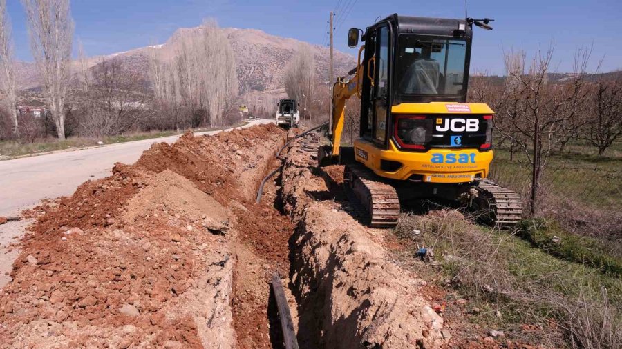 Asat’tan Elmalı’da Asfalt Öncesi Altyapı Yatırımı