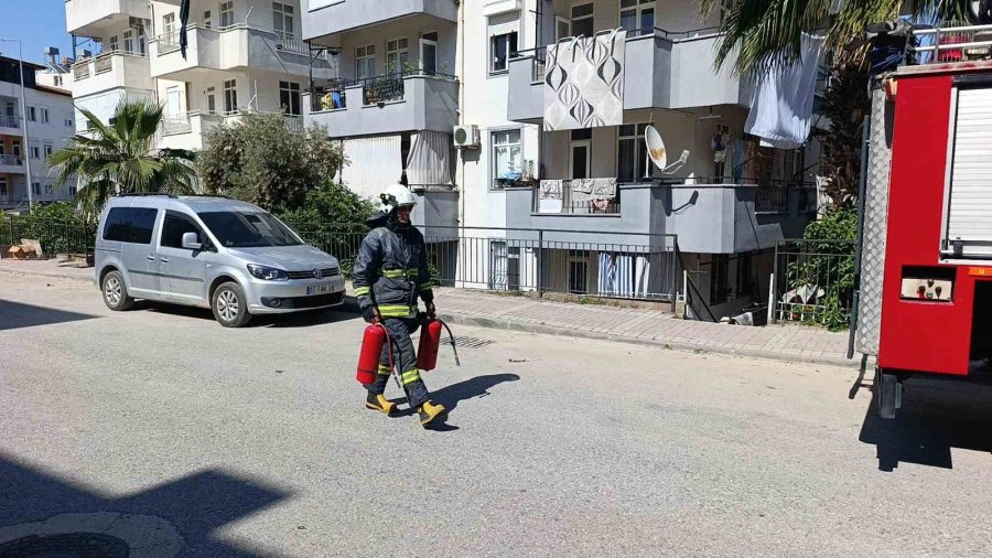 Manavgat’ta Baca Yangını Söndürüldü