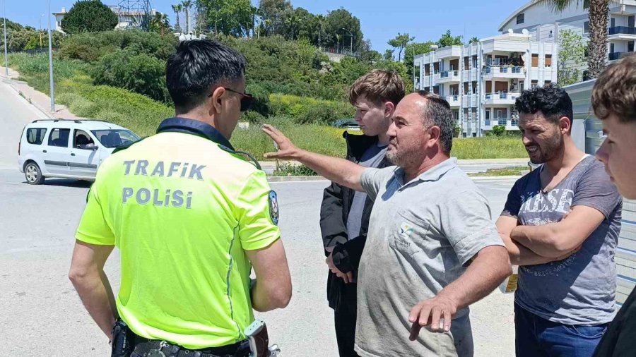 Otomobil İle Motorlu Bisiklet Çarpıştı: 1 Yaralı