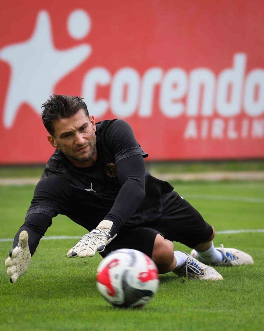 Alanyaspor, Antalyaspor Maçının Hazırlıklarına Başladı