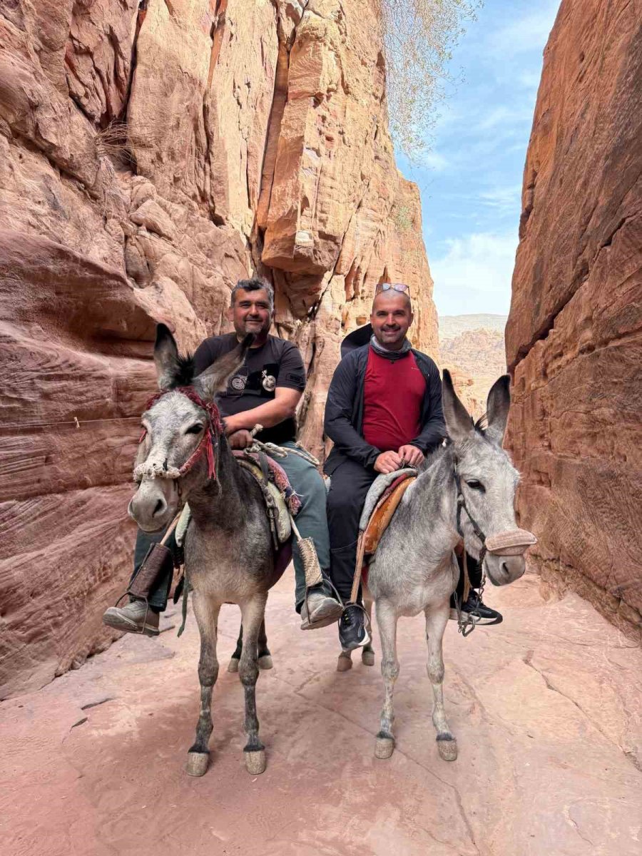 Alanya’dan Kutsal Topraklara Motosikletle 7 Bin Kilometrelik Yolculuk