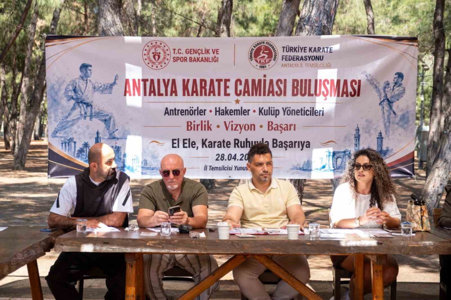 Antalya’da Karate Sporu Kurumsal Yapıya Kavuşacak