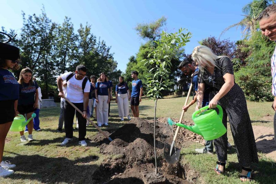 Akdeniz Üniversitesi’nde Son 2 Yılda 5 Bin Fidan Dikildi